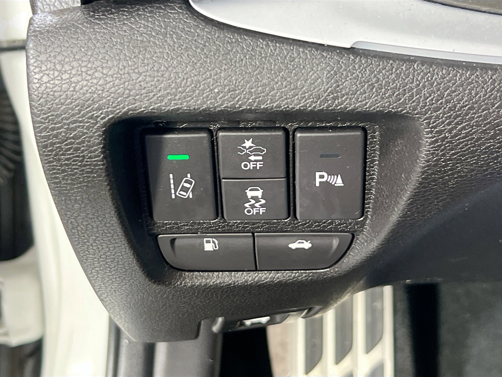 Used 2018 Acura TLX V6 w/ Technology & A-SPEC Pkg image 10