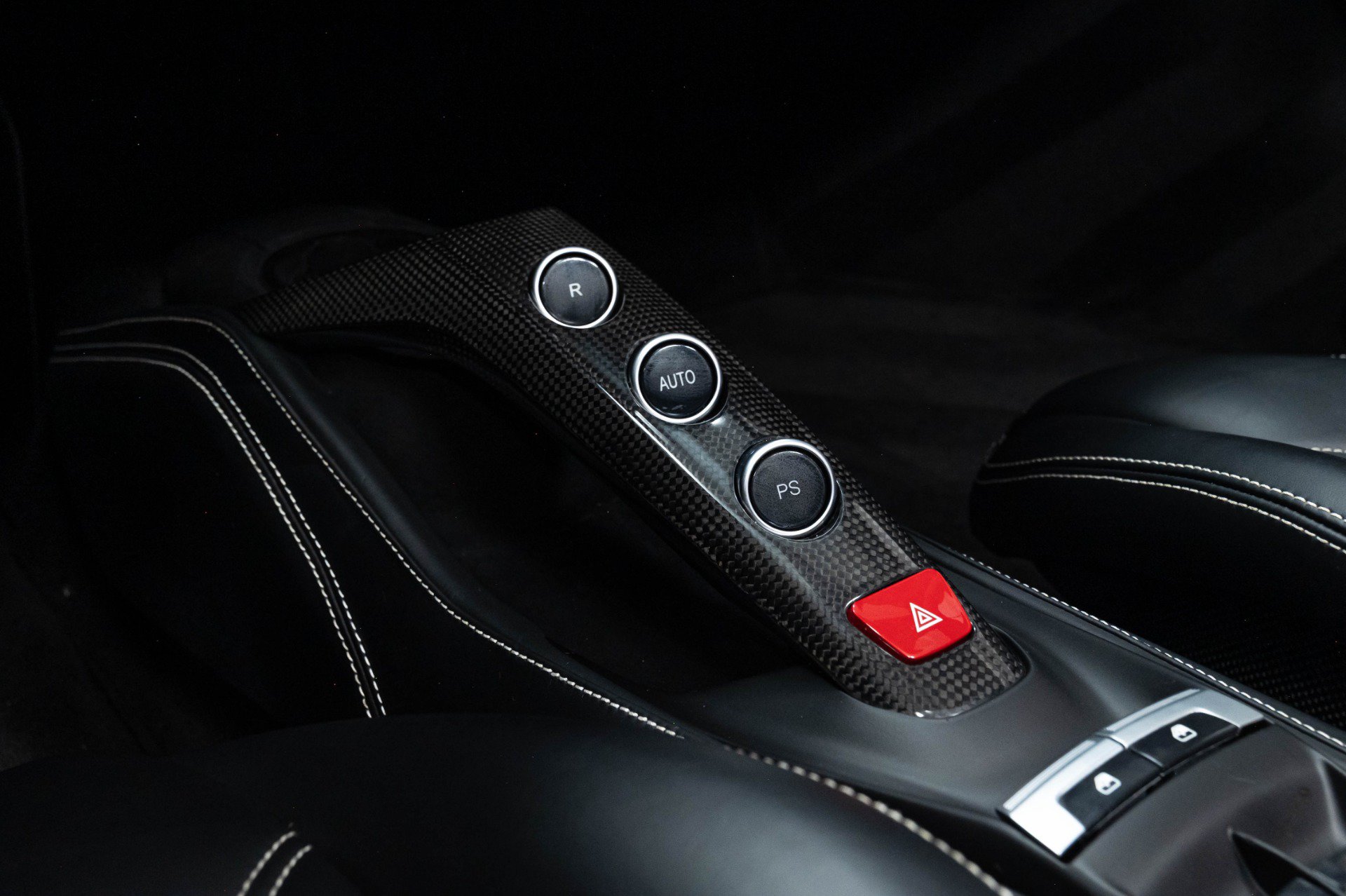 Used 2016 Ferrari 488 Spider RWD image 18
