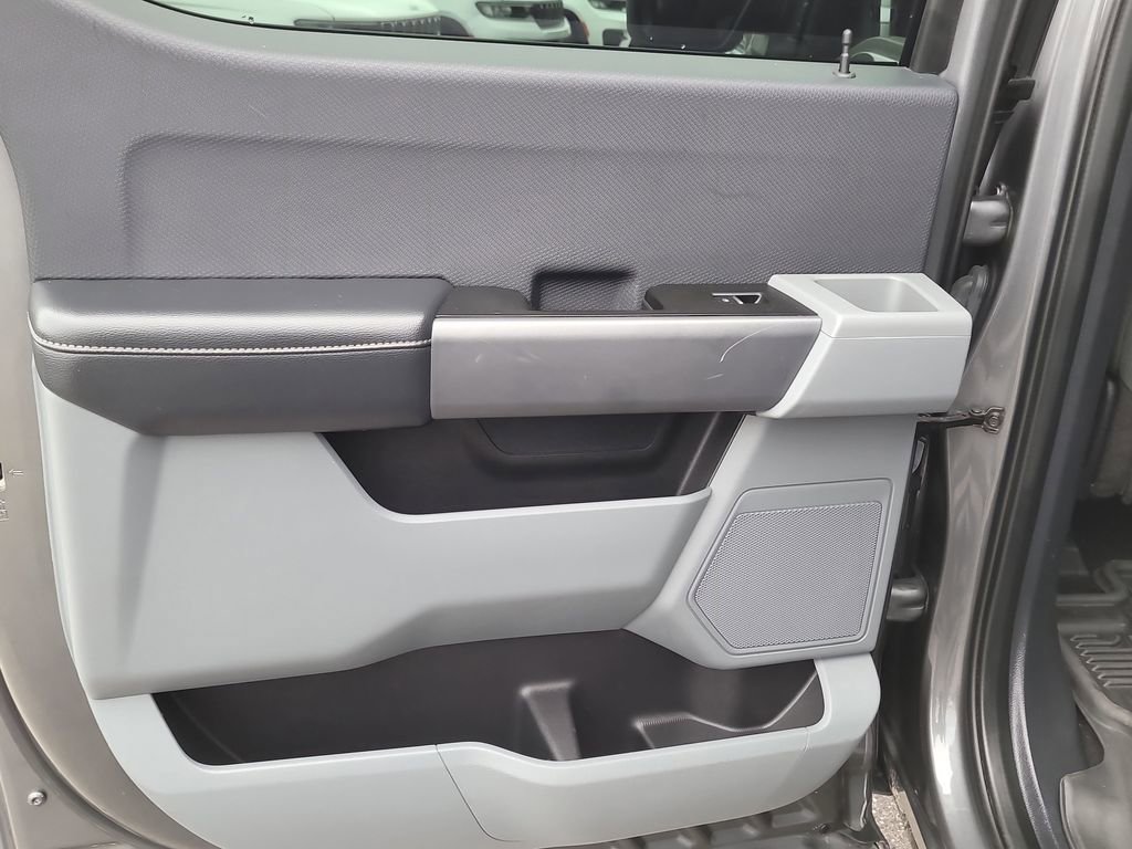 Used 2023 Ford F150 XLT image 8