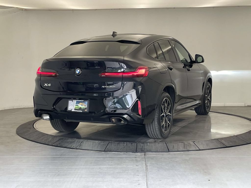 Used 2025 BMW X4 xDrive30i w/ Premium Package AWD/4WD image 5