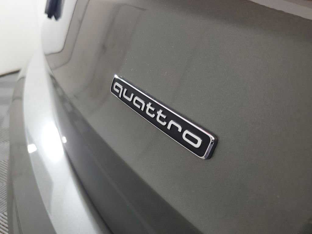 Used 2024 Audi Q3 2.0T Premium AWD/4WD image 7
