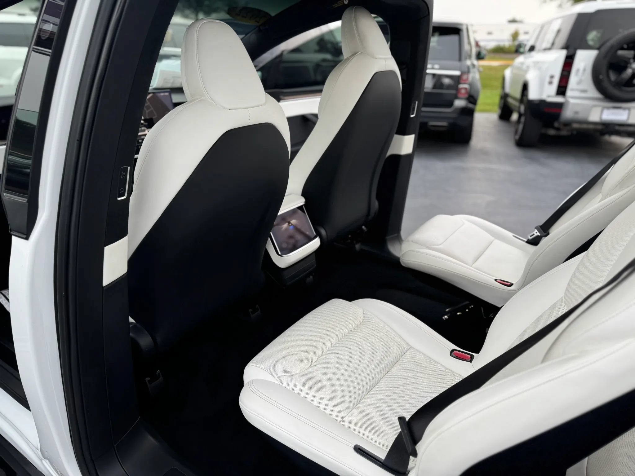Used 2022 Tesla Model X AWD/4WD image 20