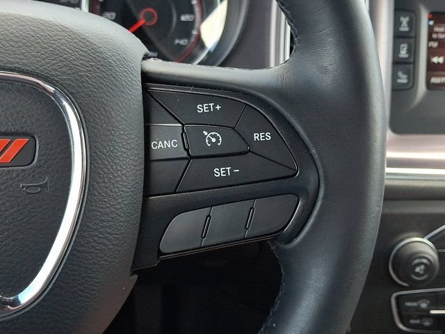 Used 2016 Dodge Charger SE RWD image 26