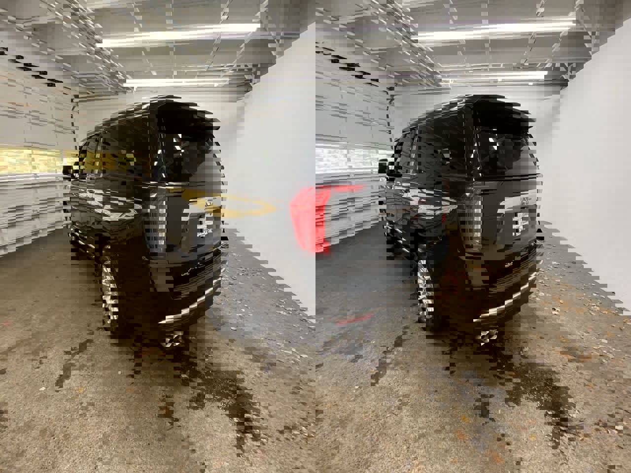 Used 2022 GMC Yukon XL Denali image 4