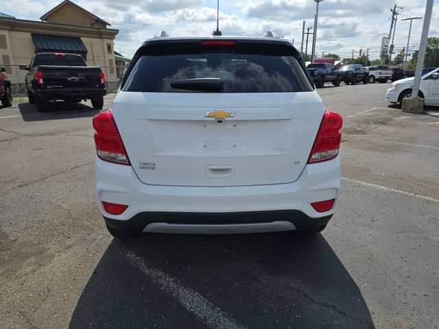 Certified 2020 Chevrolet Trax LT w/ LT Convenience Package FWD image 7