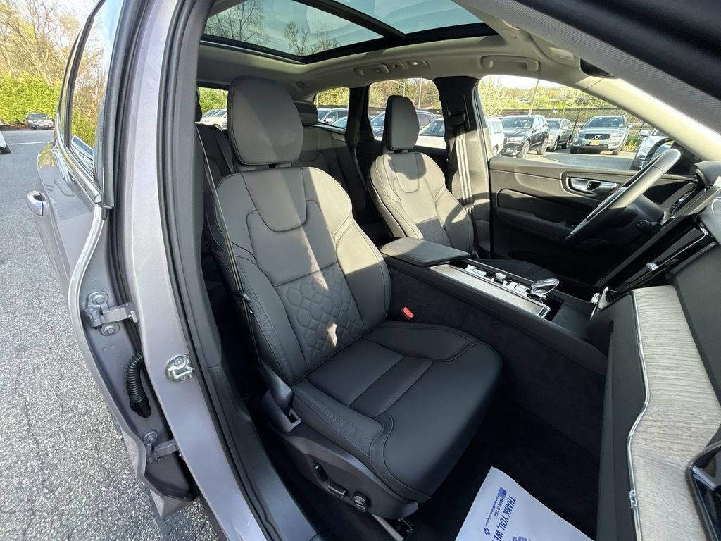 New 2026 Volvo XC60 B5 Plus w/ Climate Package AWD/4WD image 25