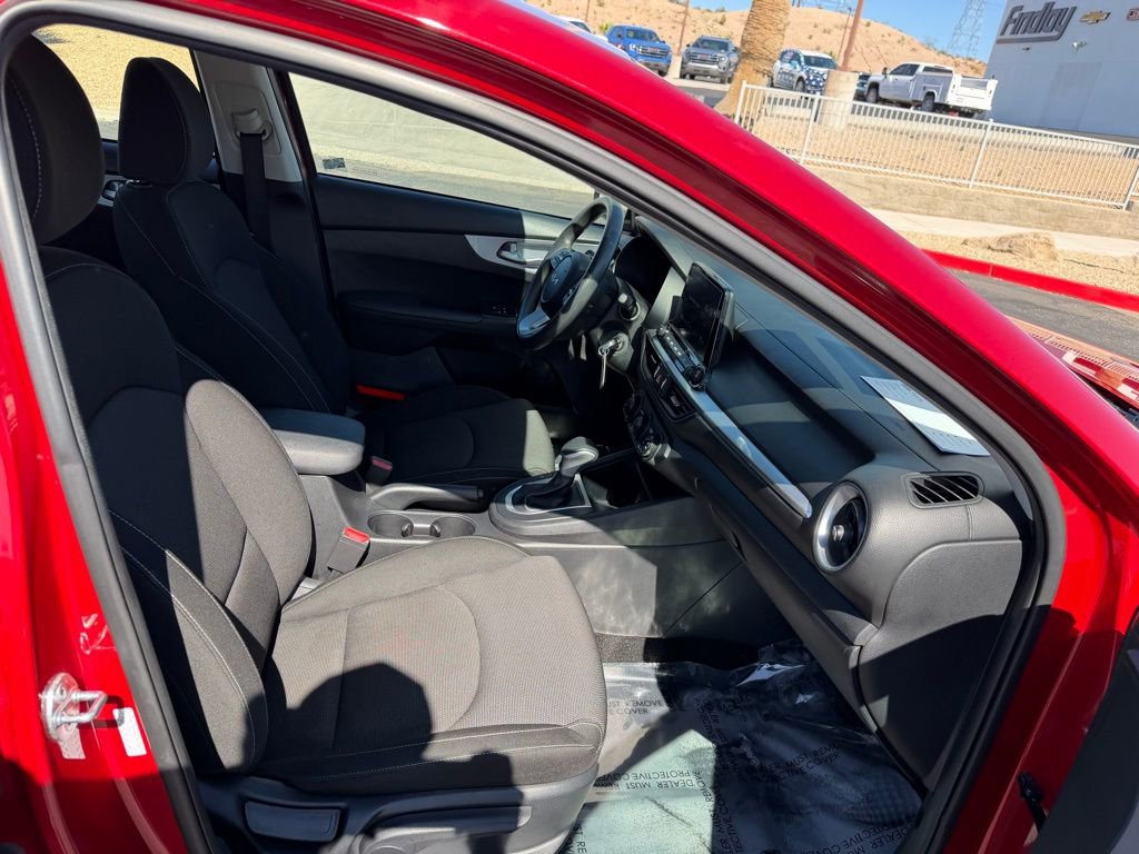 Used 2024 Kia Forte LXS FWD image 13