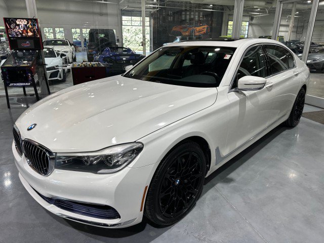 Used 2017 BMW 740i xDrive AWD/4WD image 1