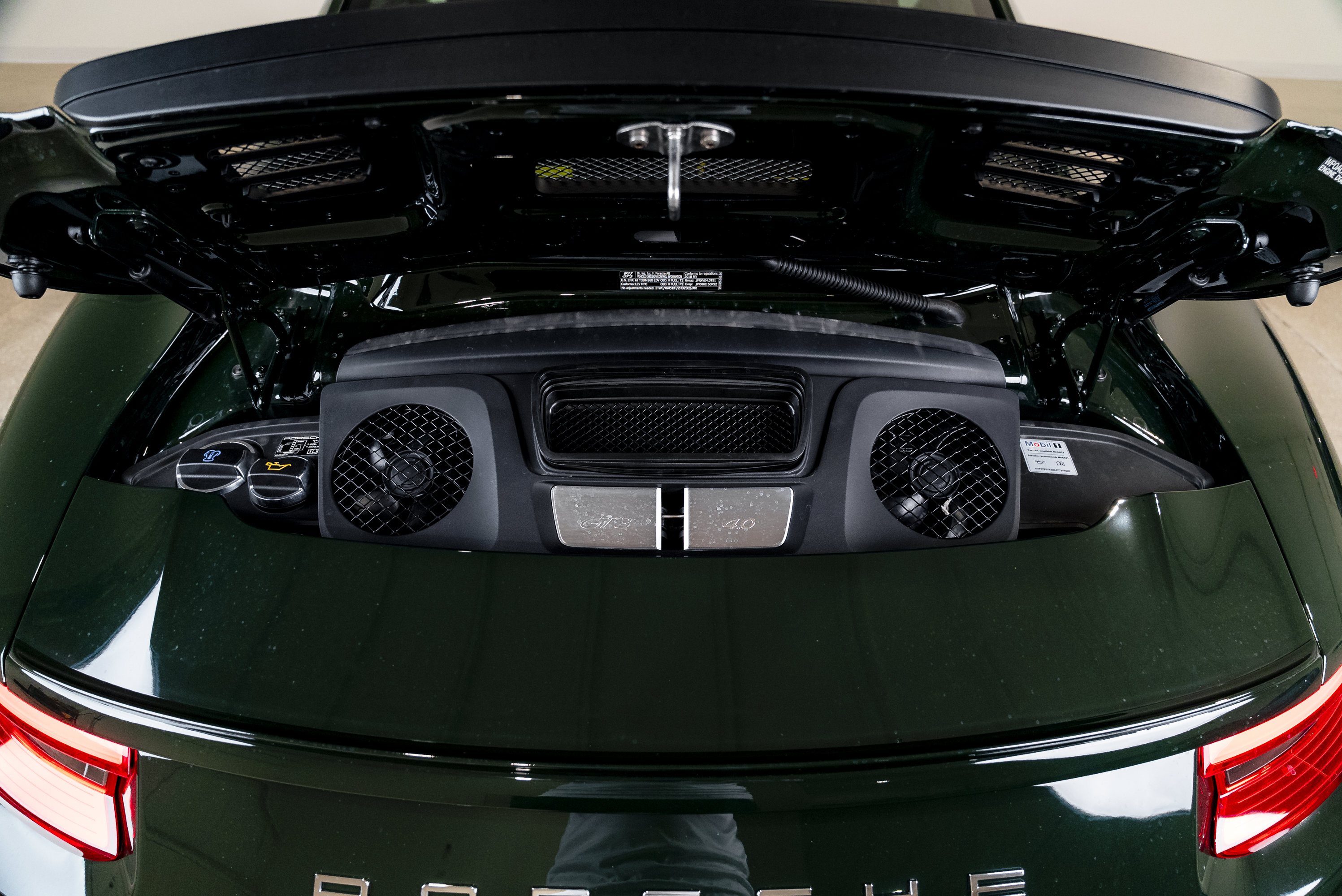 Used 2018 Porsche 911 GT3 RWD image 37