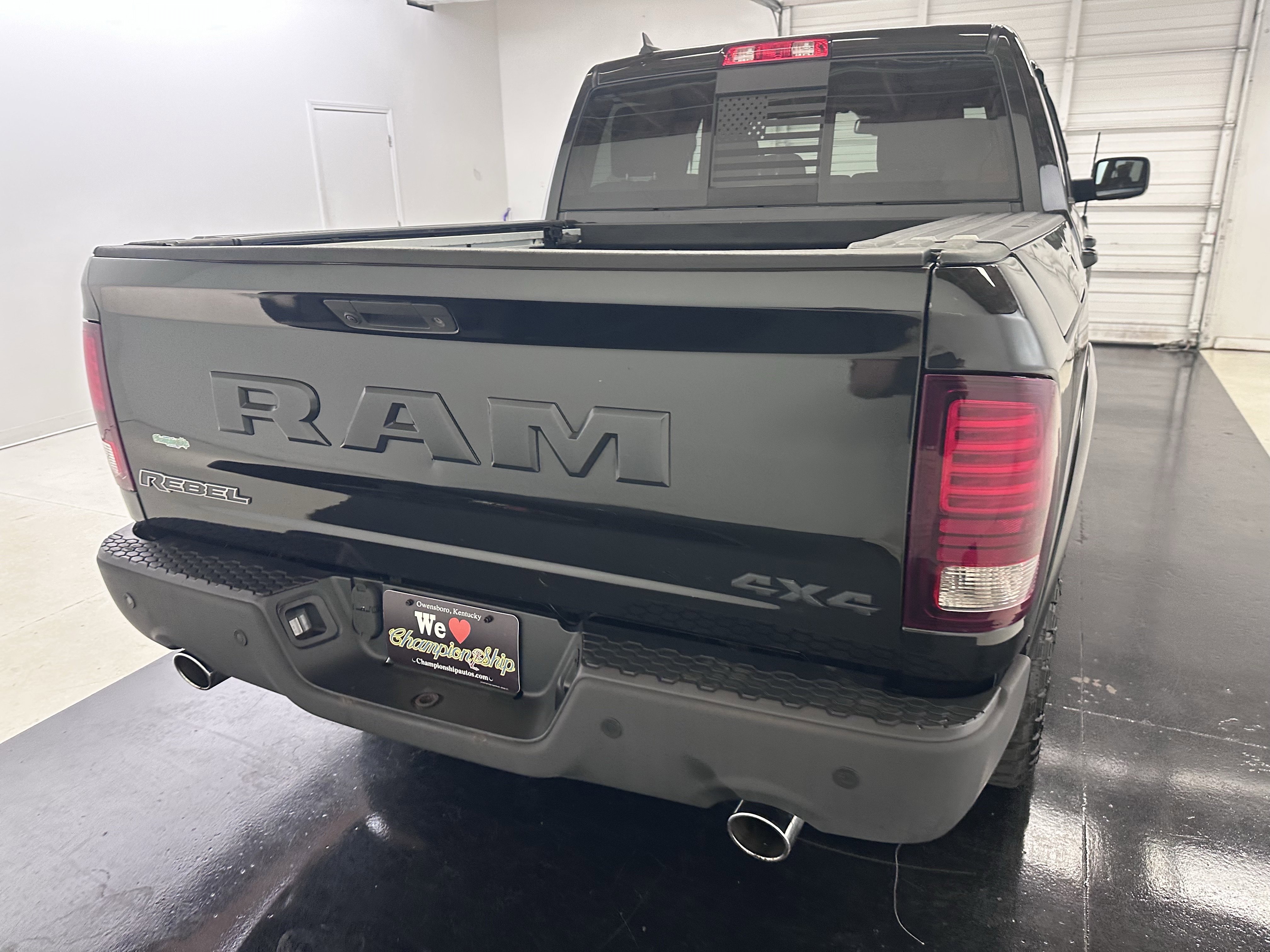 Used 2017 RAM 1500 Rebel w/ Luxury Group image 14