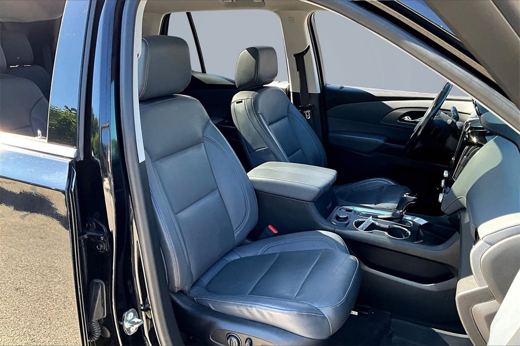 Used 2018 Chevrolet Traverse Premier image 30