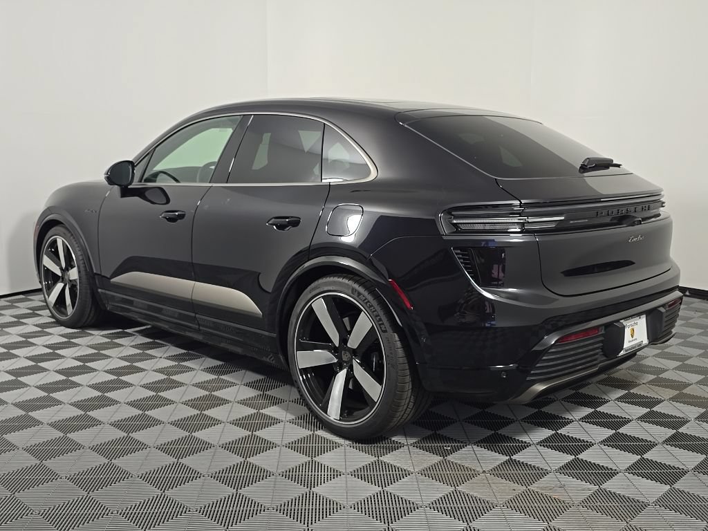 Certified 2025 Porsche Macan Turbo Electric AWD/4WD image 3