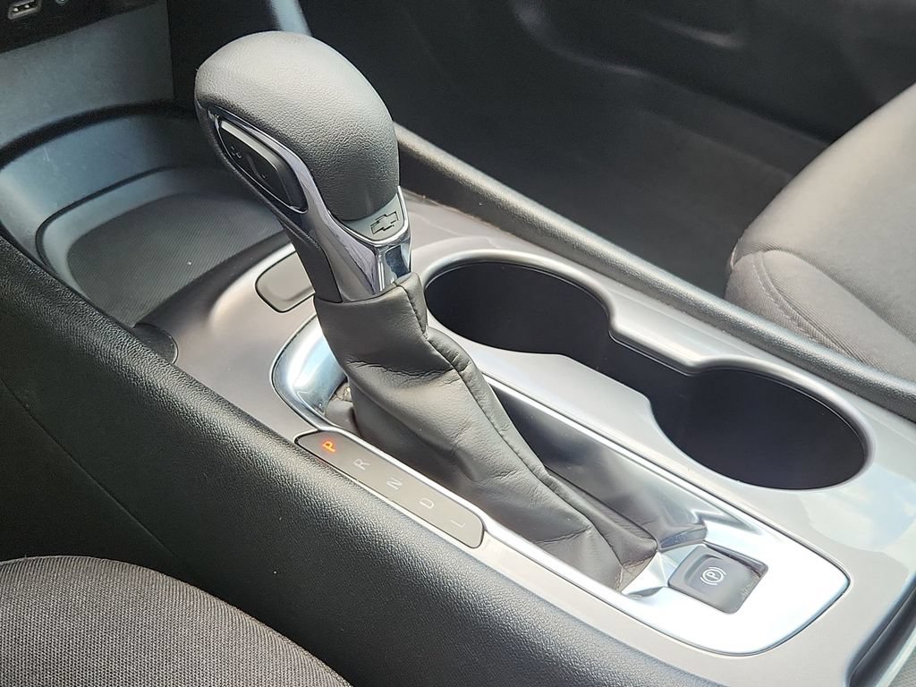 Used 2024 Chevrolet Malibu LS FWD image 11
