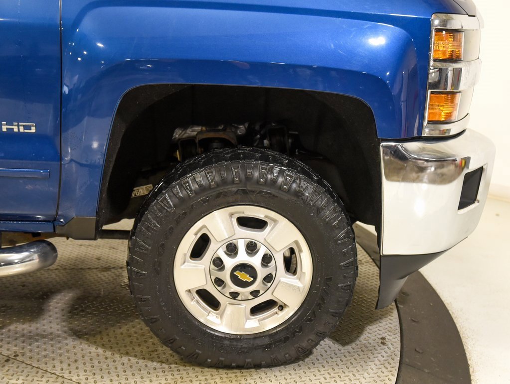 Used 2018 Chevrolet Silverado 2500 LT w/ All Star Edition image 13