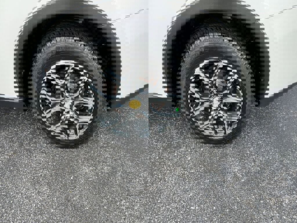 Used 2015 Mitsubishi Outlander GT image 24