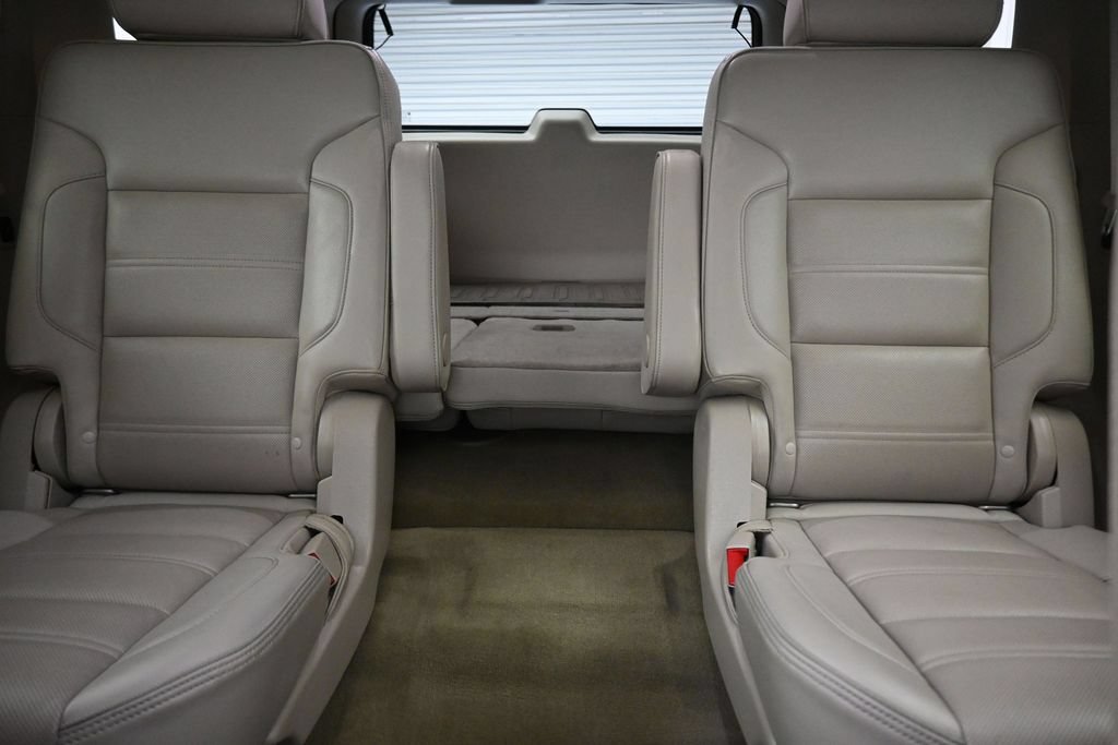 Used 2018 GMC Yukon Denali w/ Denali Ultimate Package AWD/4WD image 32