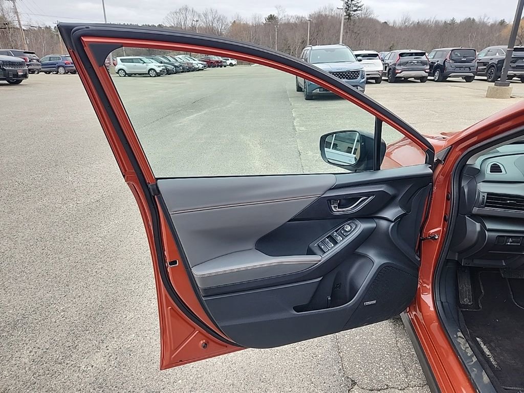 Used 2024 Subaru Crosstrek 2.5i Limited AWD/4WD image 11