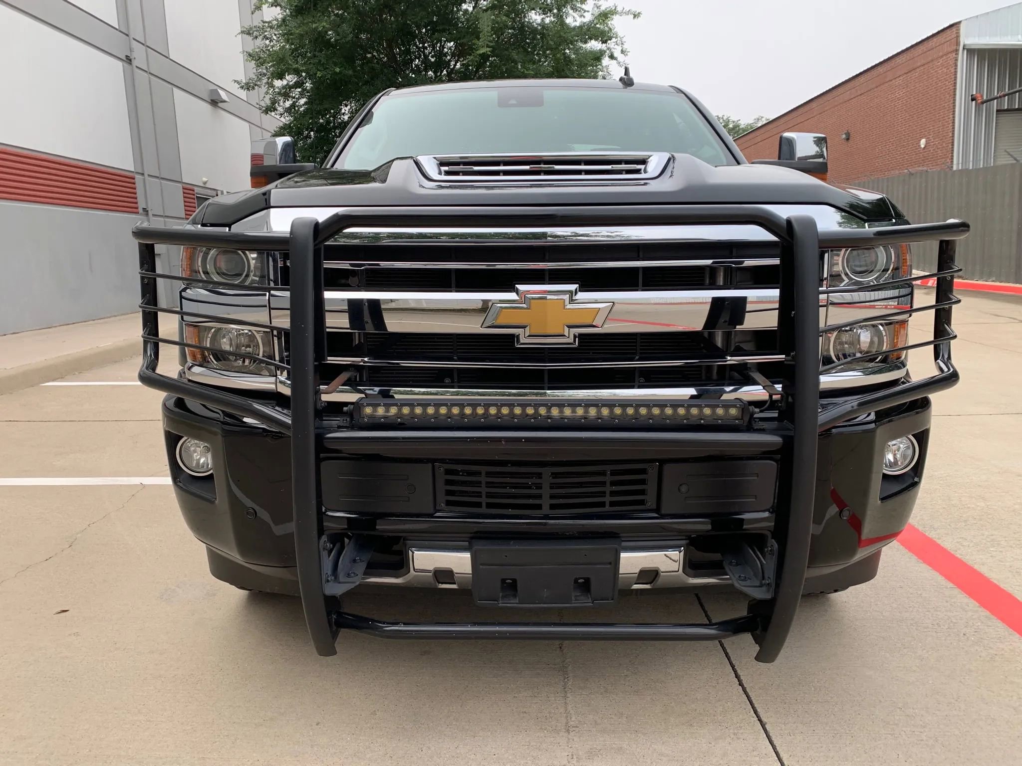 Used 2018 Chevrolet Silverado 2500 High Country w/ Duramax Plus Package image 3