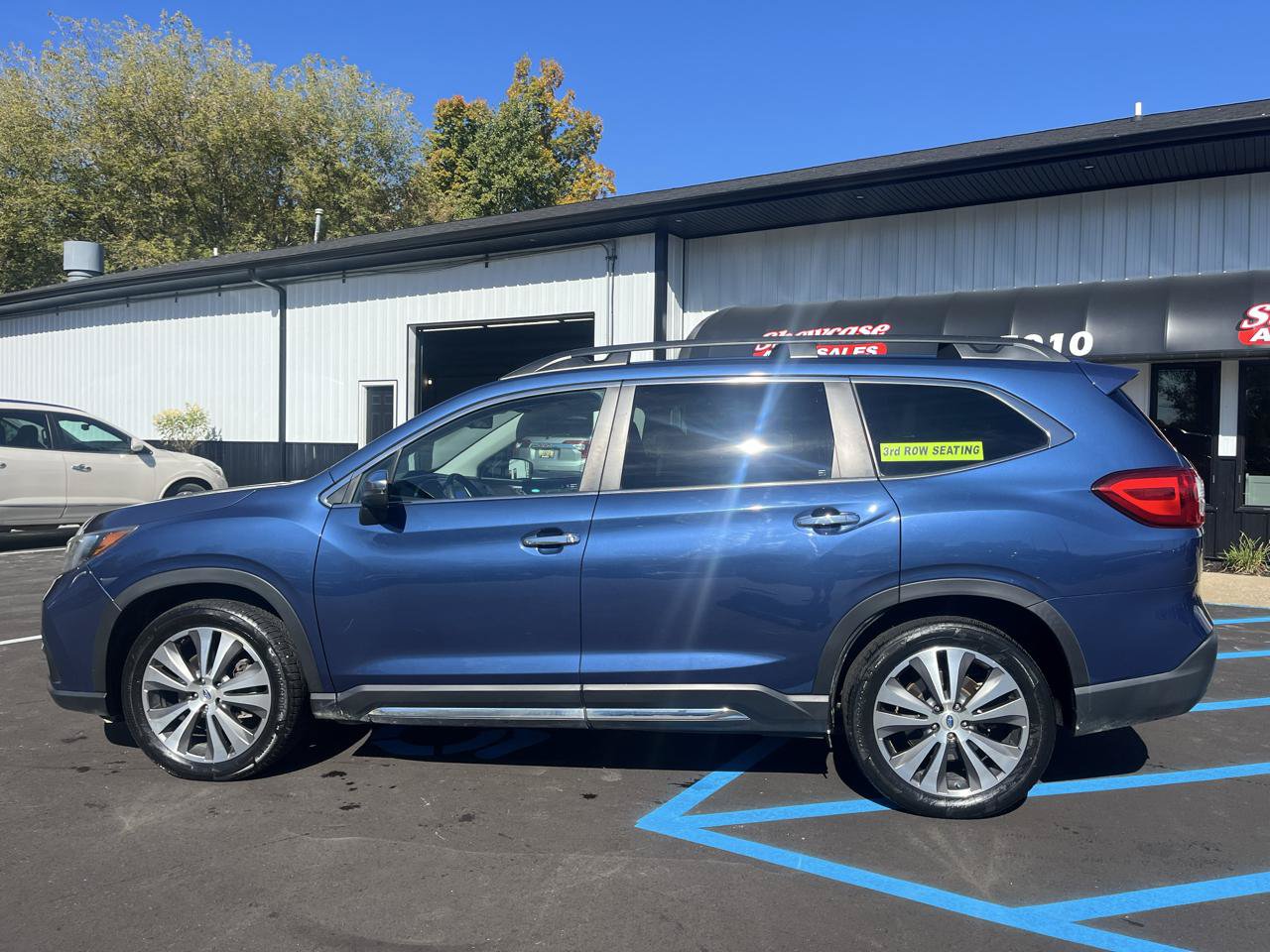 Used 2019 Subaru Ascent Touring w/ Popular Package #3 AWD/4WD image 6
