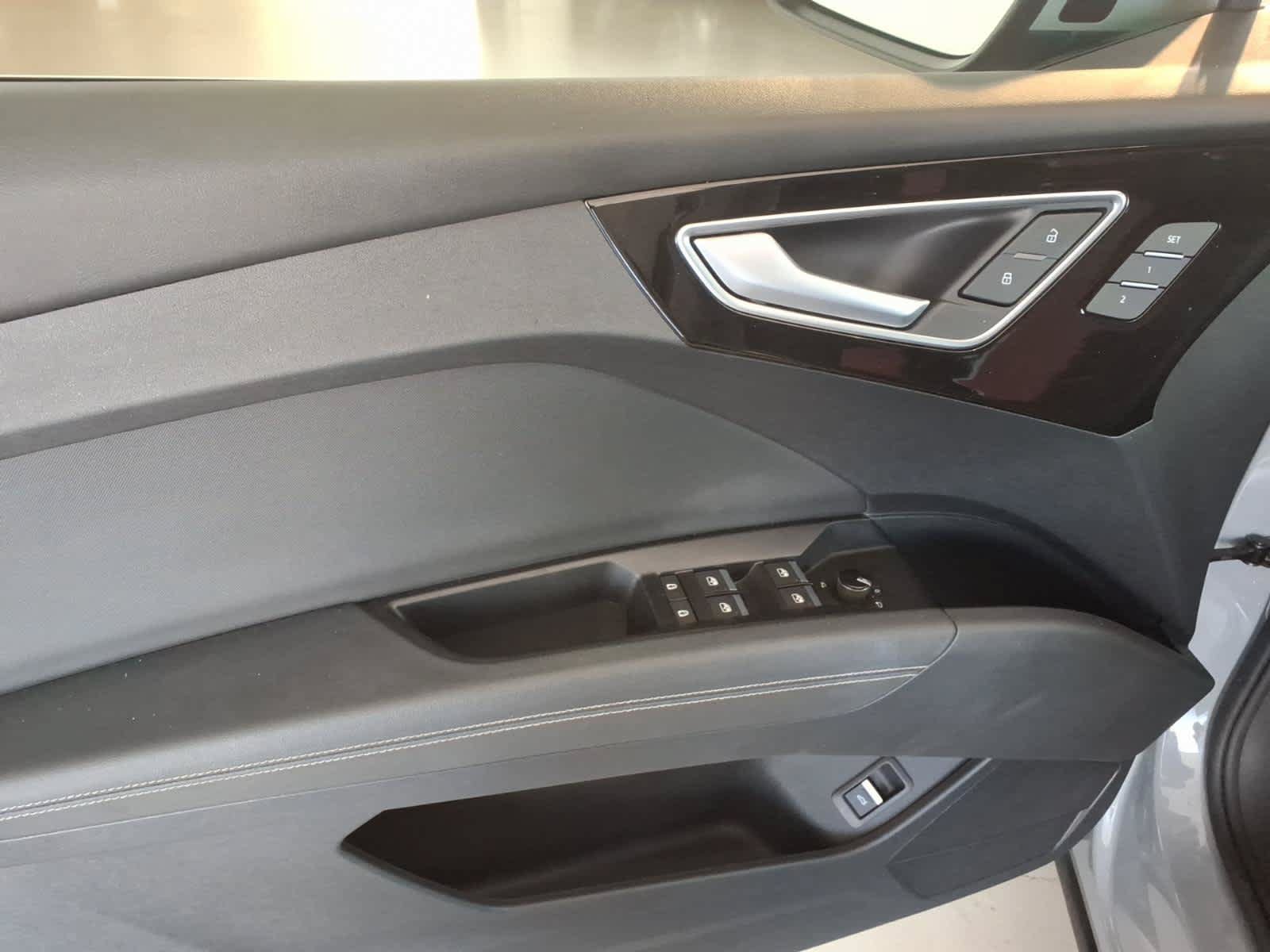 Used 2023 Audi Q4 e-tron Premium Plus w/ Premium Plus RWD image 16