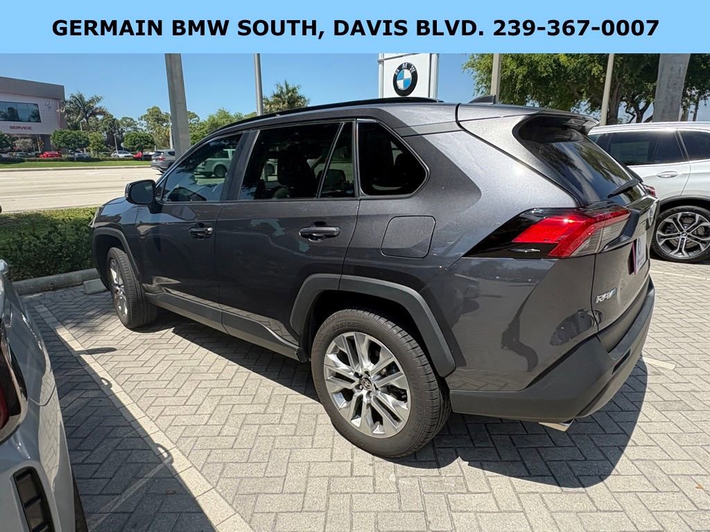 Used 2023 Toyota RAV4 XLE Premium image 13