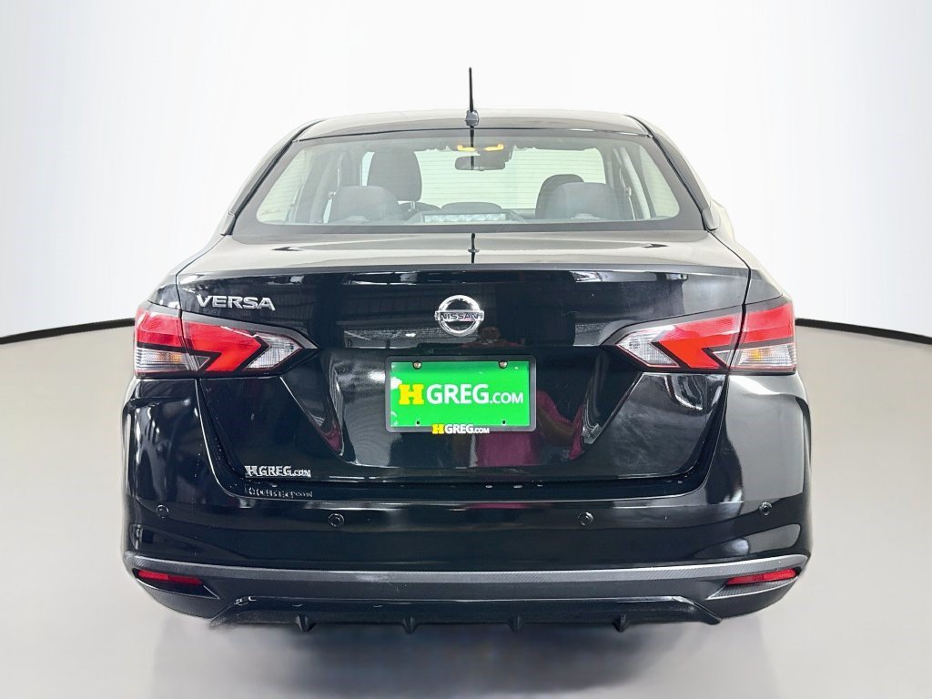 Used 2022 Nissan Versa S FWD image 8