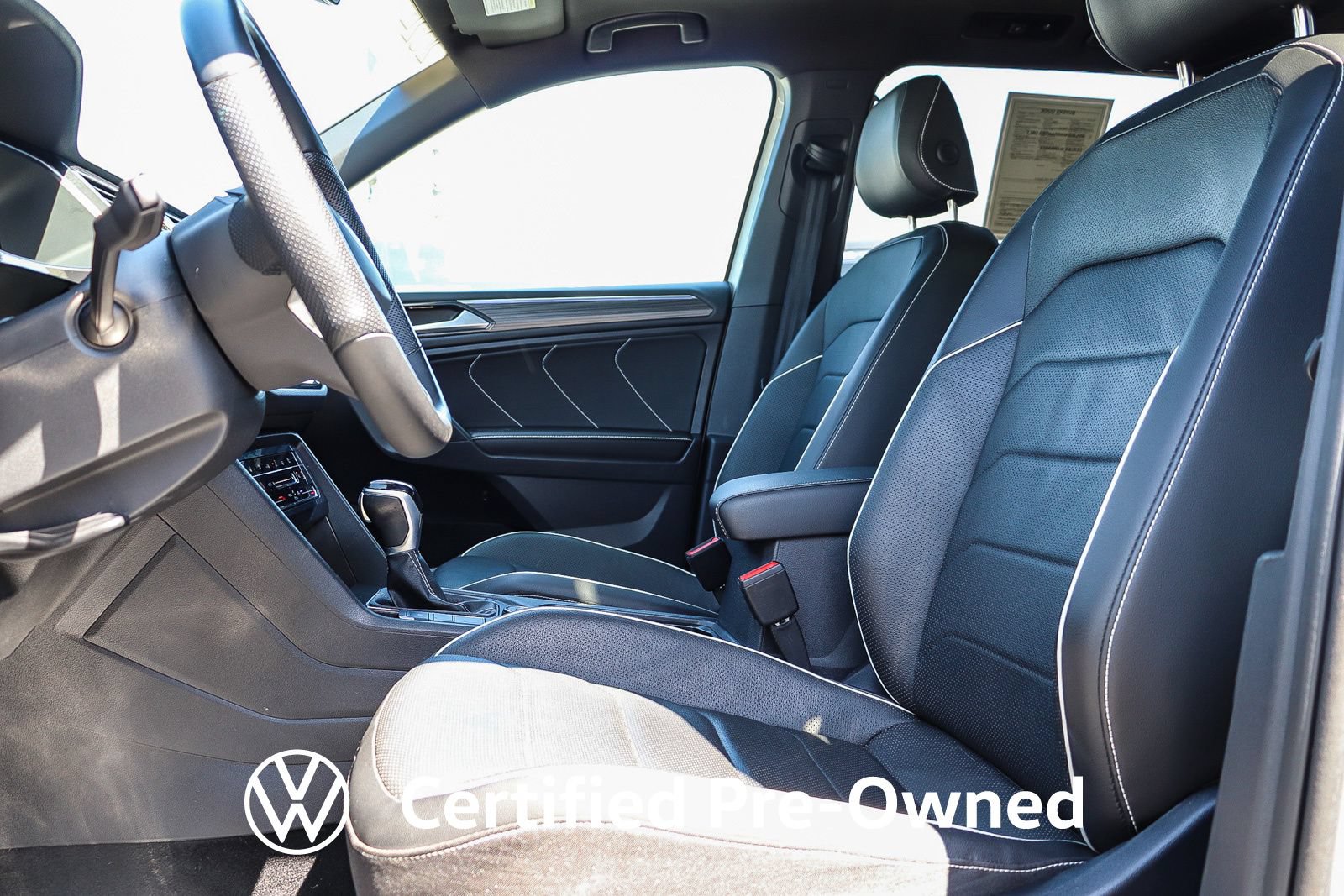 Used 2024 Volkswagen Tiguan SEL R-Line AWD/4WD image 19