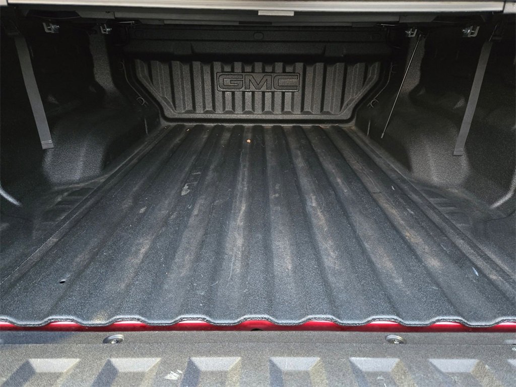 Used 2023 GMC Canyon AT4 w/ AT4 Premium Package image 9