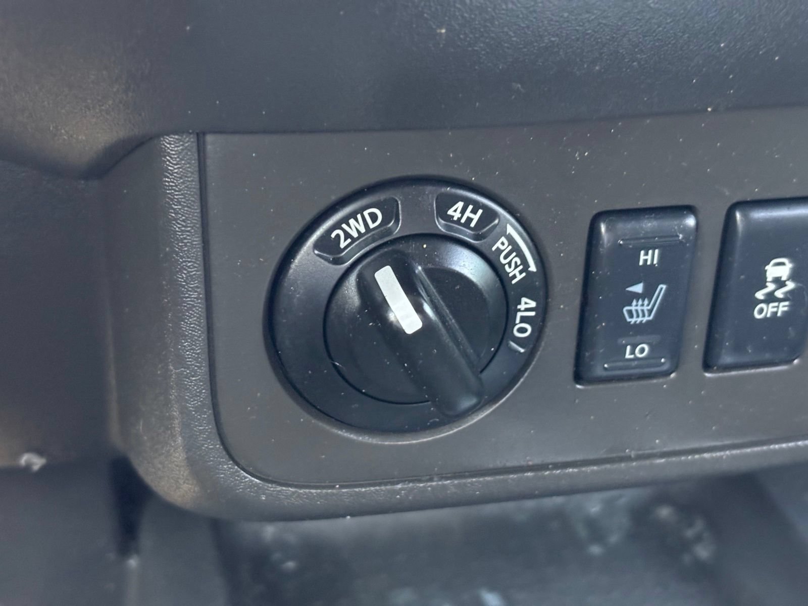 Used 2018 Nissan Frontier PRO-4X w/ Pro-4x Luxury Package AWD/4WD image 21