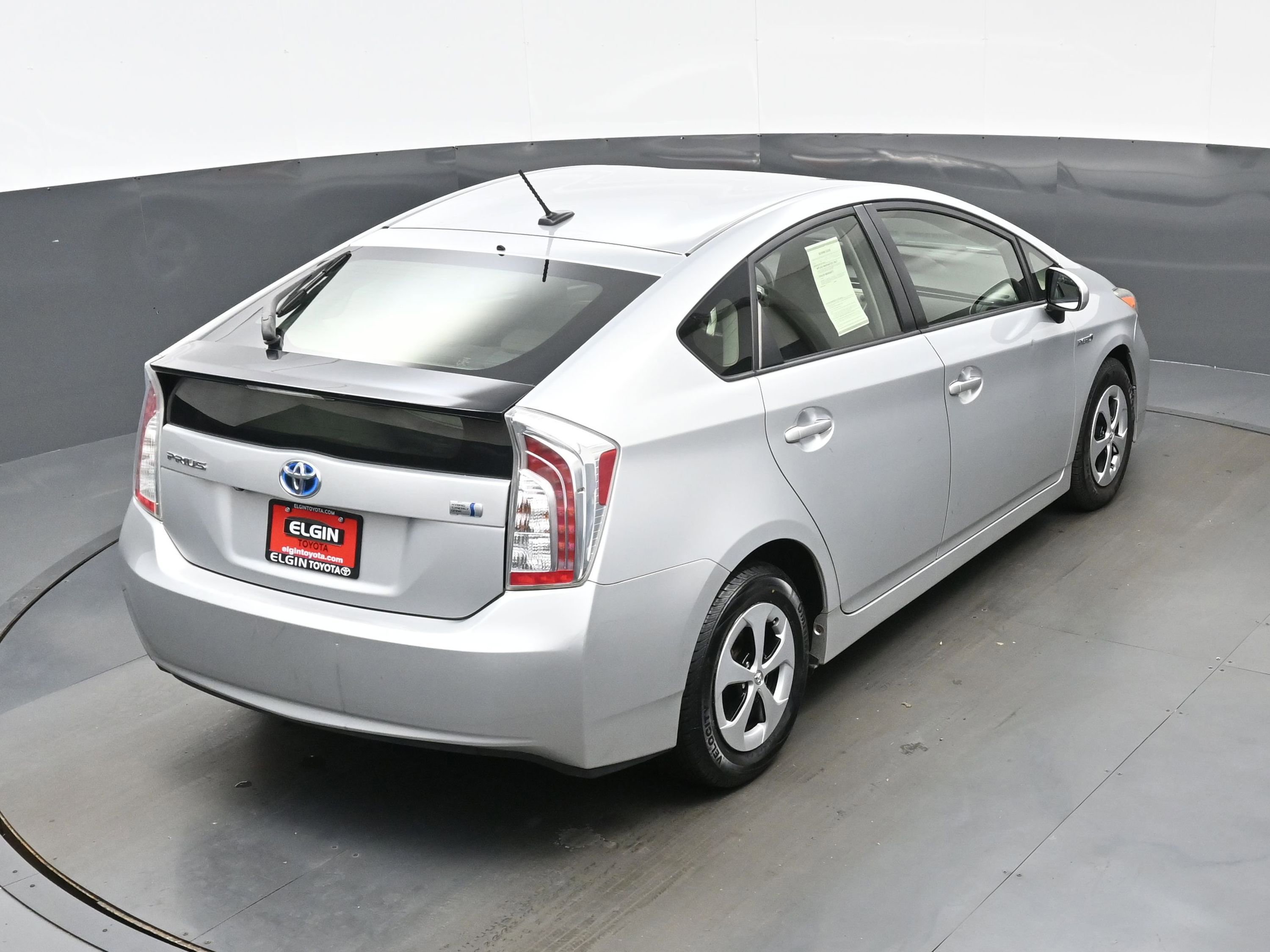 Used 2015 Toyota Prius Three FWD image 39