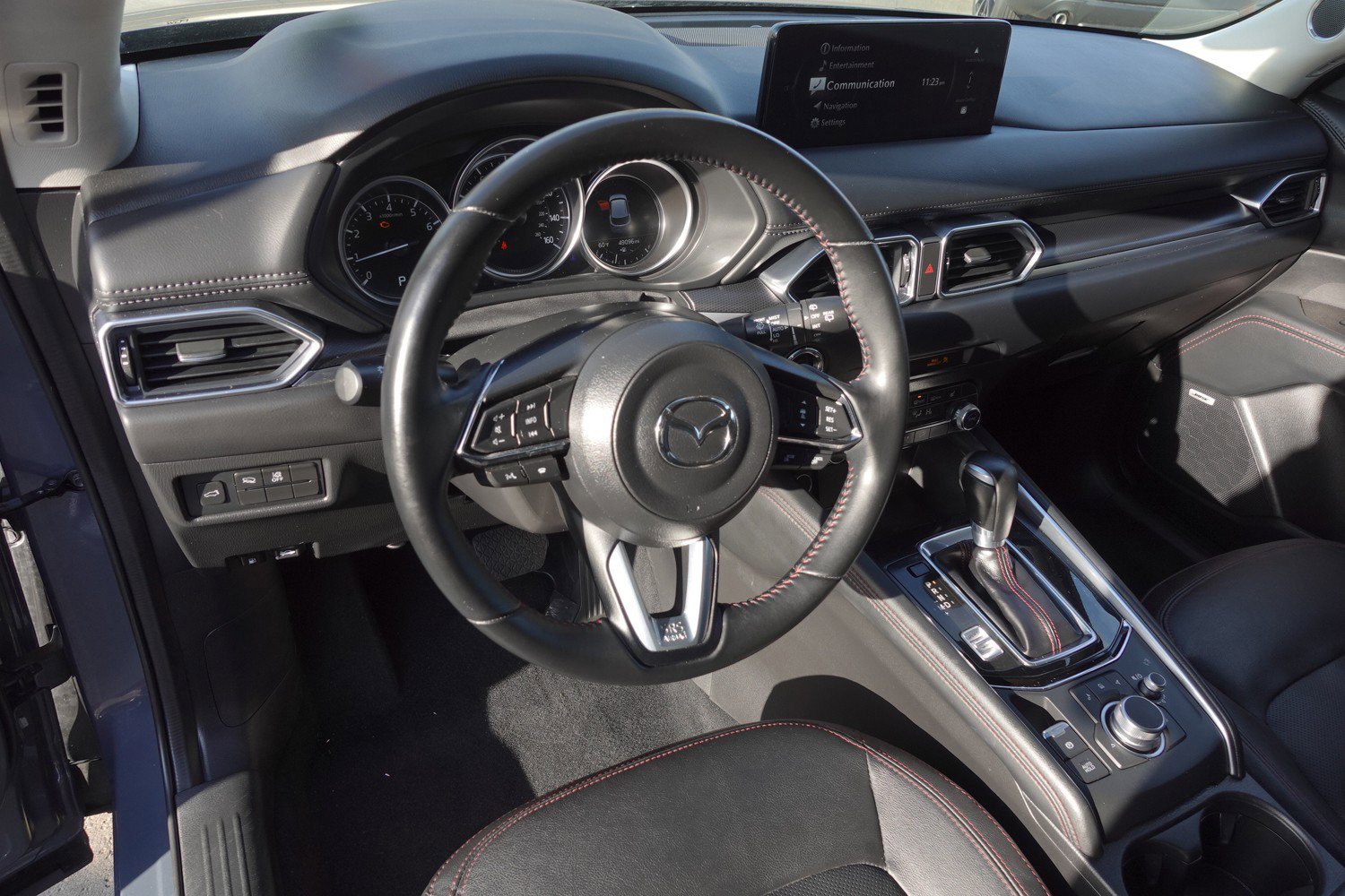 Certified 2024 MAZDA CX-5 Carbon Edition image 9