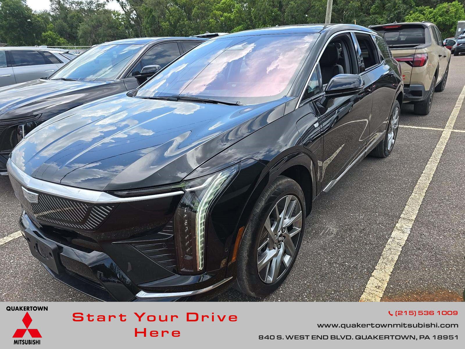 Used 2025 Cadillac Optiq Luxury 1