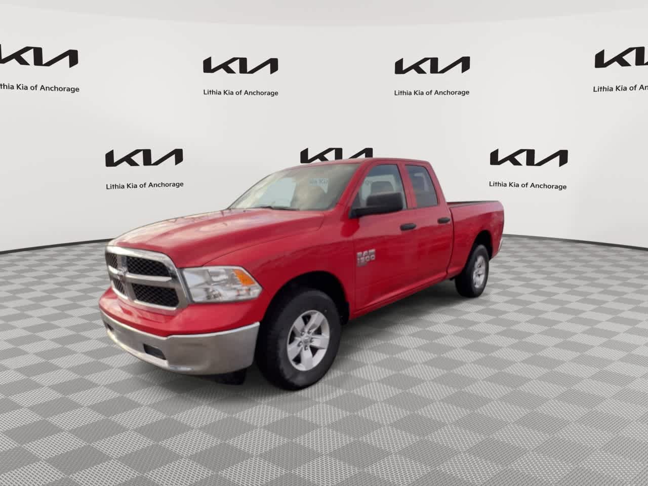 Used 2024 RAM 1500 Classic SLT AWD/4WD image 4