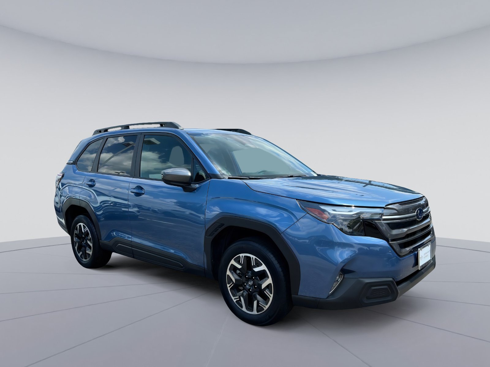 Used 2025 Subaru Forester Premium w/ Convenience Package #1 AWD/4WD image 7
