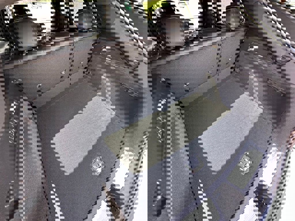 New 2025 Cadillac Lyriq Luxury image 19