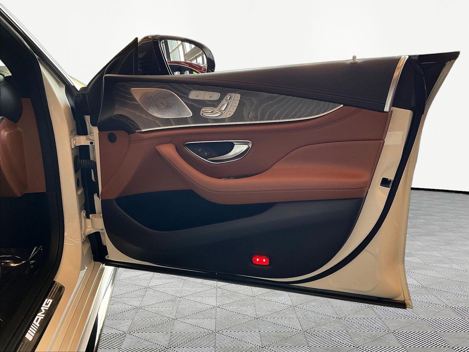 Certified 2020 Mercedes-Benz AMG GT 63 S image 28
