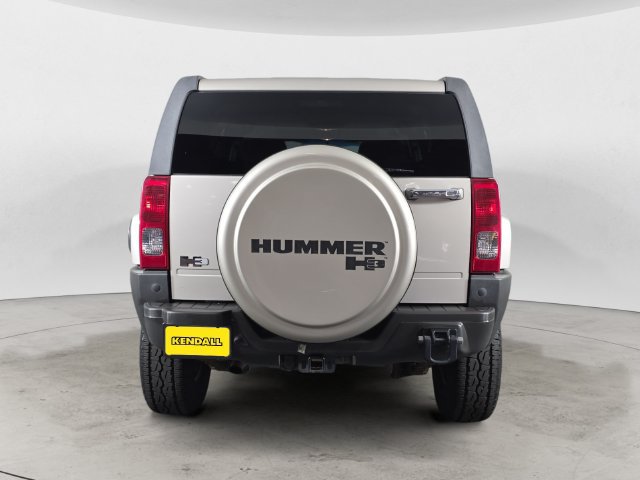 Used 2009 HUMMER H3 Luxury AWD/4WD image 6