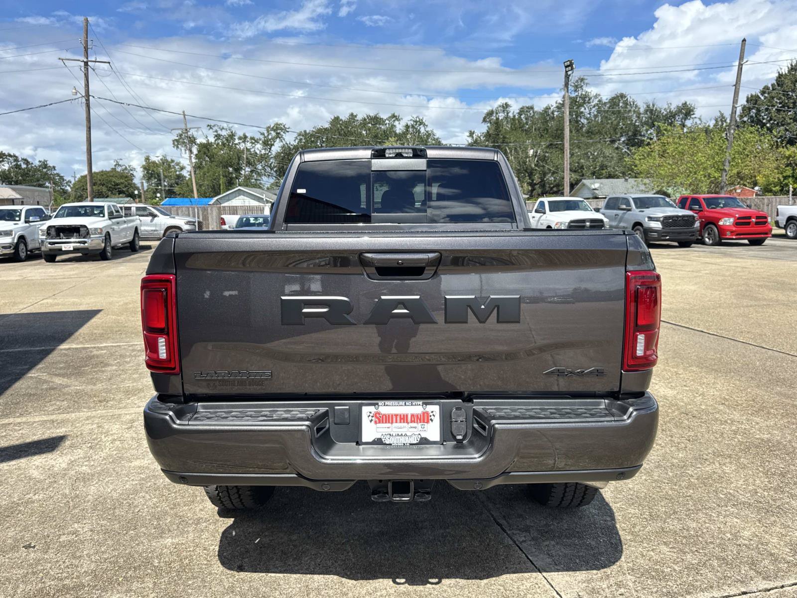 New 2027 RAM 2500 Laramie AWD/4WD image 5