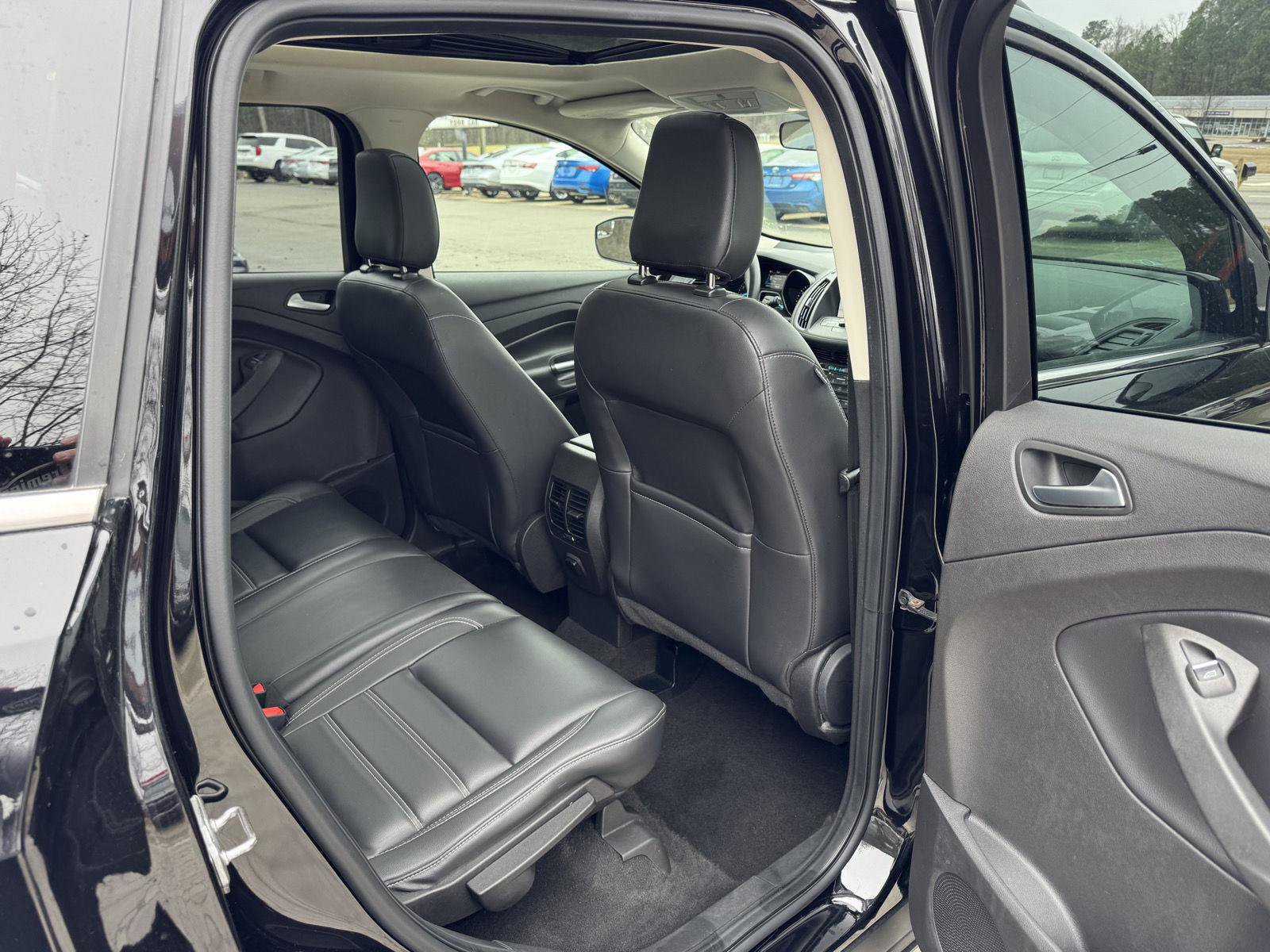 Used 2019 Ford Escape SEL image 14