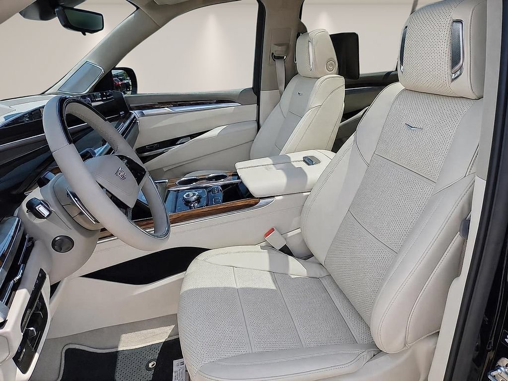 New 2026 Cadillac Escalade ESV Platinum Luxury AWD/4WD image 13