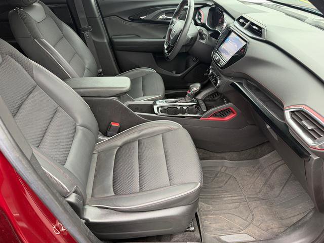 Used 2022 Chevrolet TrailBlazer RS w/ Sun and Liftgate Package AWD/4WD image 7