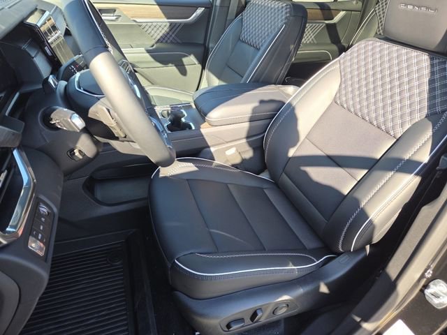 New 2026 GMC Acadia Denali w/ Super Cruise Package image 29