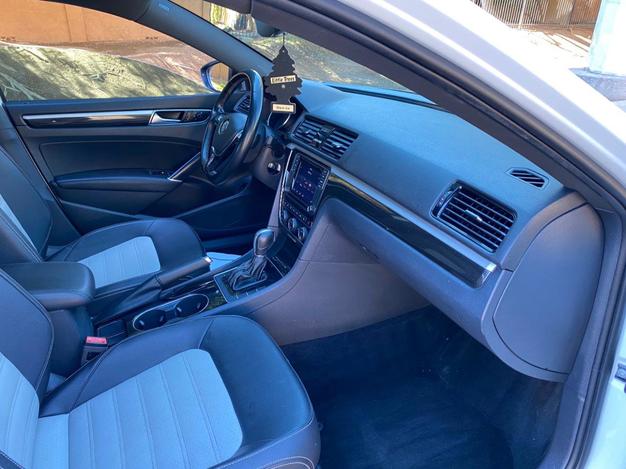 Used 2018 Volkswagen Passat GT FWD image 48