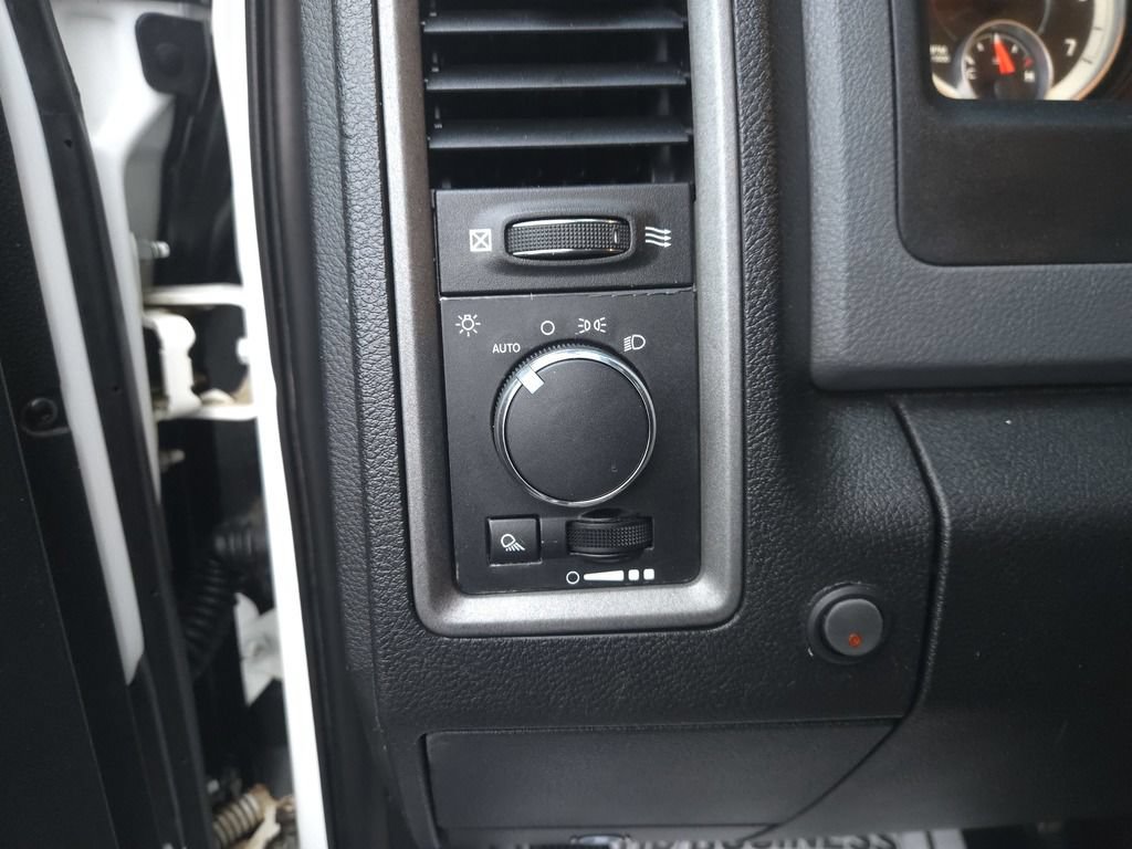 Used 2013 RAM 3500 Tradesman w/ PWR & Remote Entry Group AWD/4WD image 19
