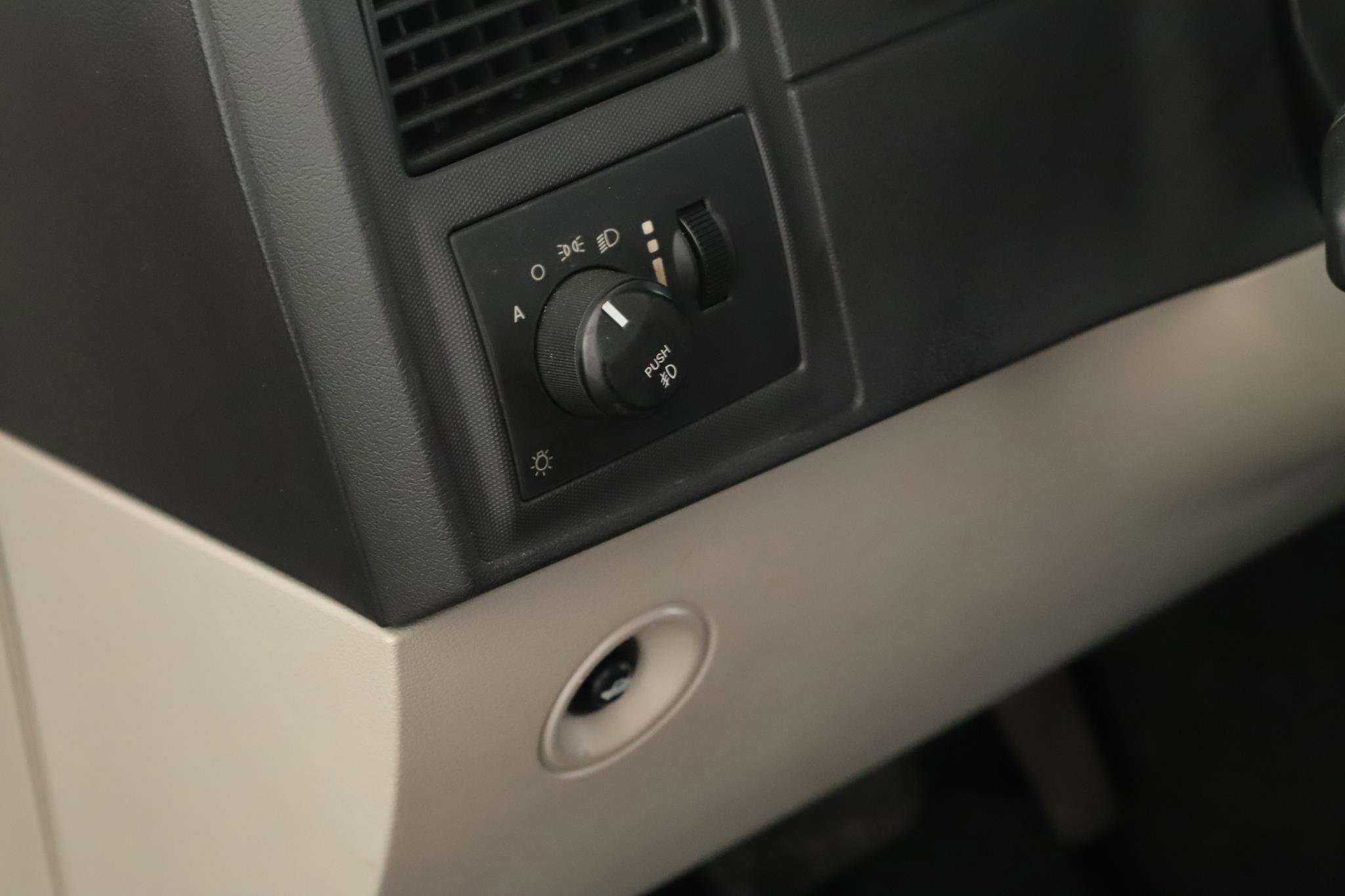 Used 2007 Dodge Charger R/T w/ Road/Track Performance Group image 8