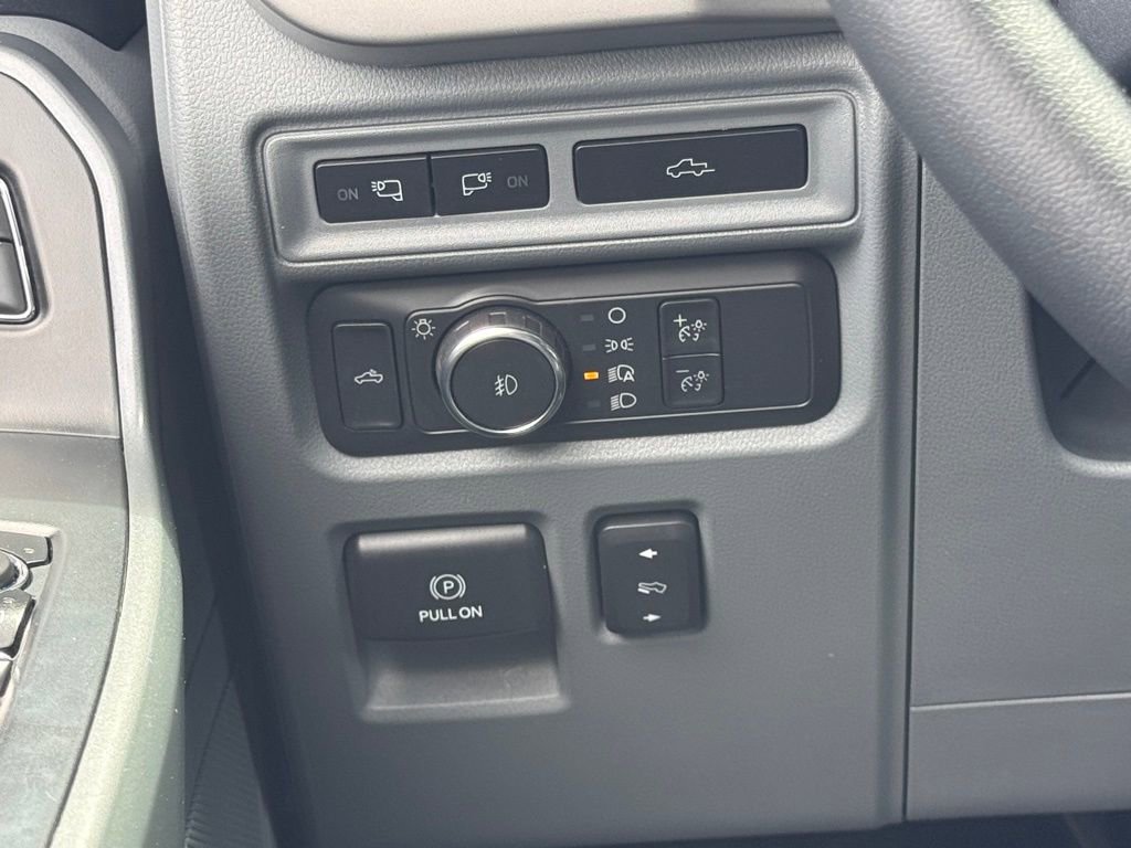 Used 2022 Ford F150 XLT w/ Equipment Group 302A High image 24