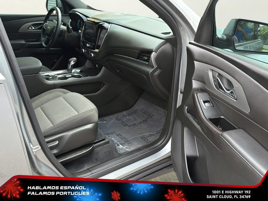 Certified 2023 Chevrolet Traverse LT FWD image 32