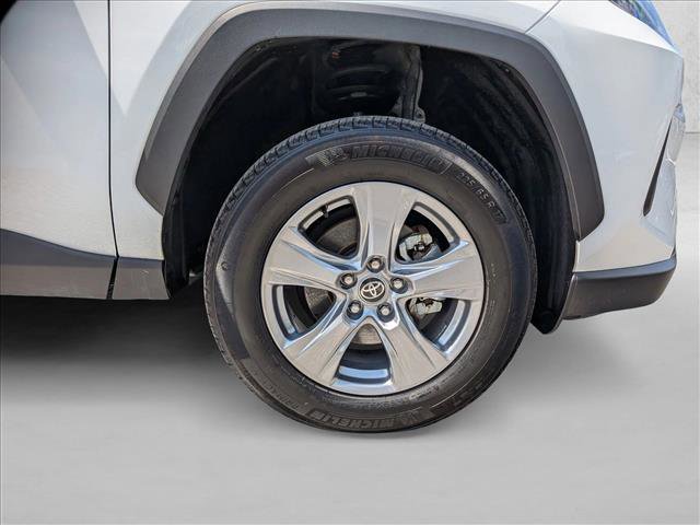 Used 2025 Toyota RAV4 LE AWD/4WD image 25