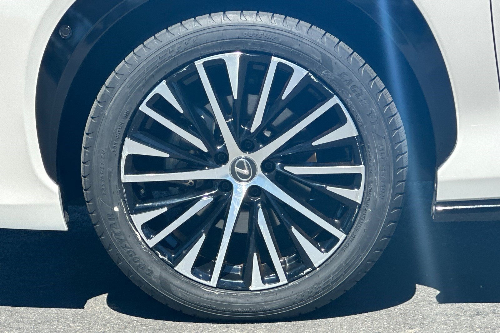 Certified 2023 Lexus RZ 450e Premium w/ Technology Package AWD/4WD image 37