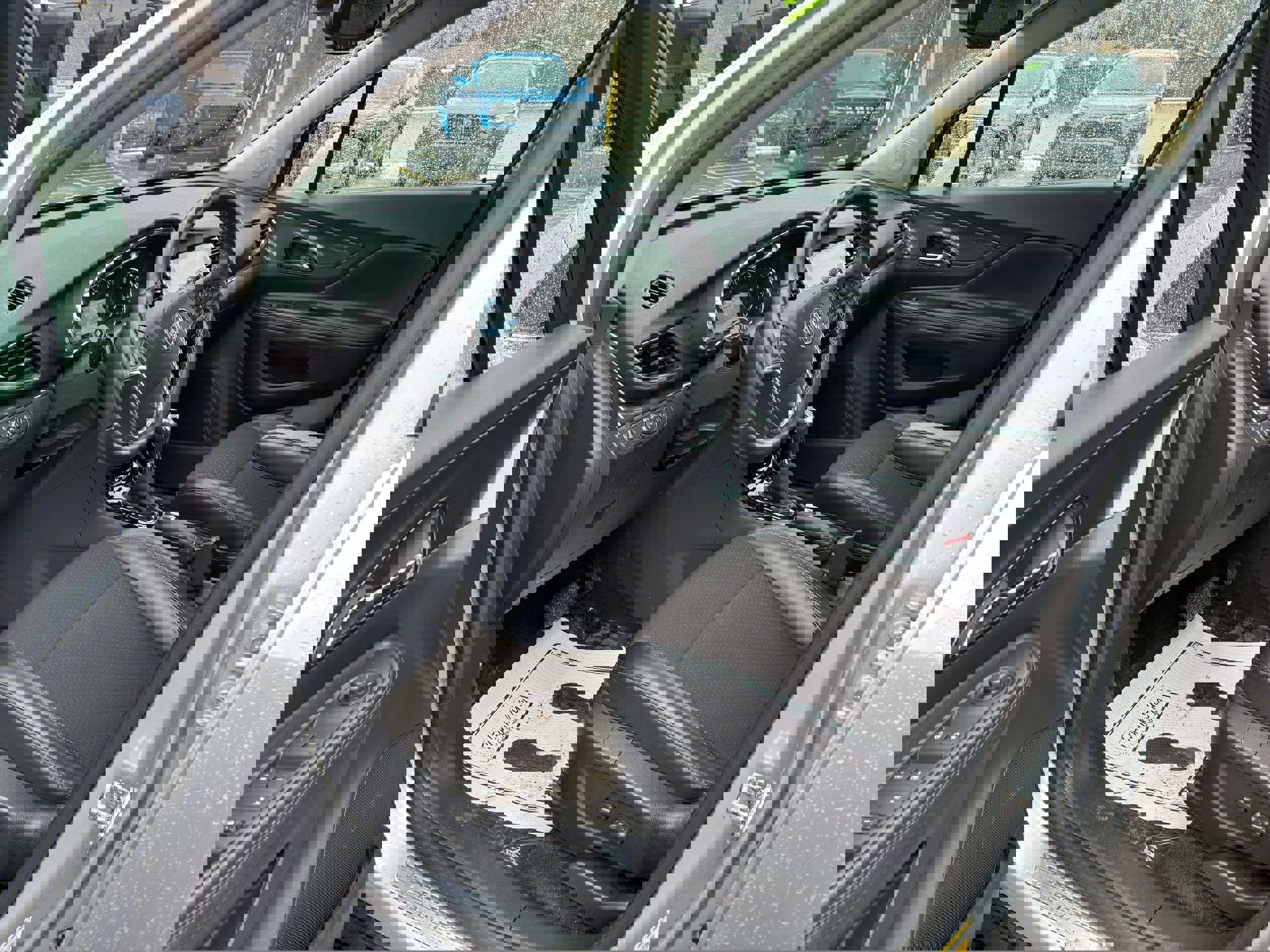 Used 2019 Buick Encore Sport Touring w/ Safety Package image 10